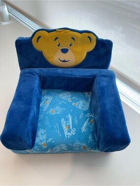 Build A Bear- Plush Blue Bear Chair / Bed -